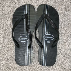 HAVAIANAS flip flops